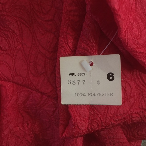 R&K Petites Red Textured Rosette Formal Dress 6P - Picture 12 of 12